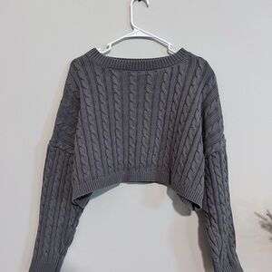 Forever 21 Gray Cropped Cable Knit Sweater